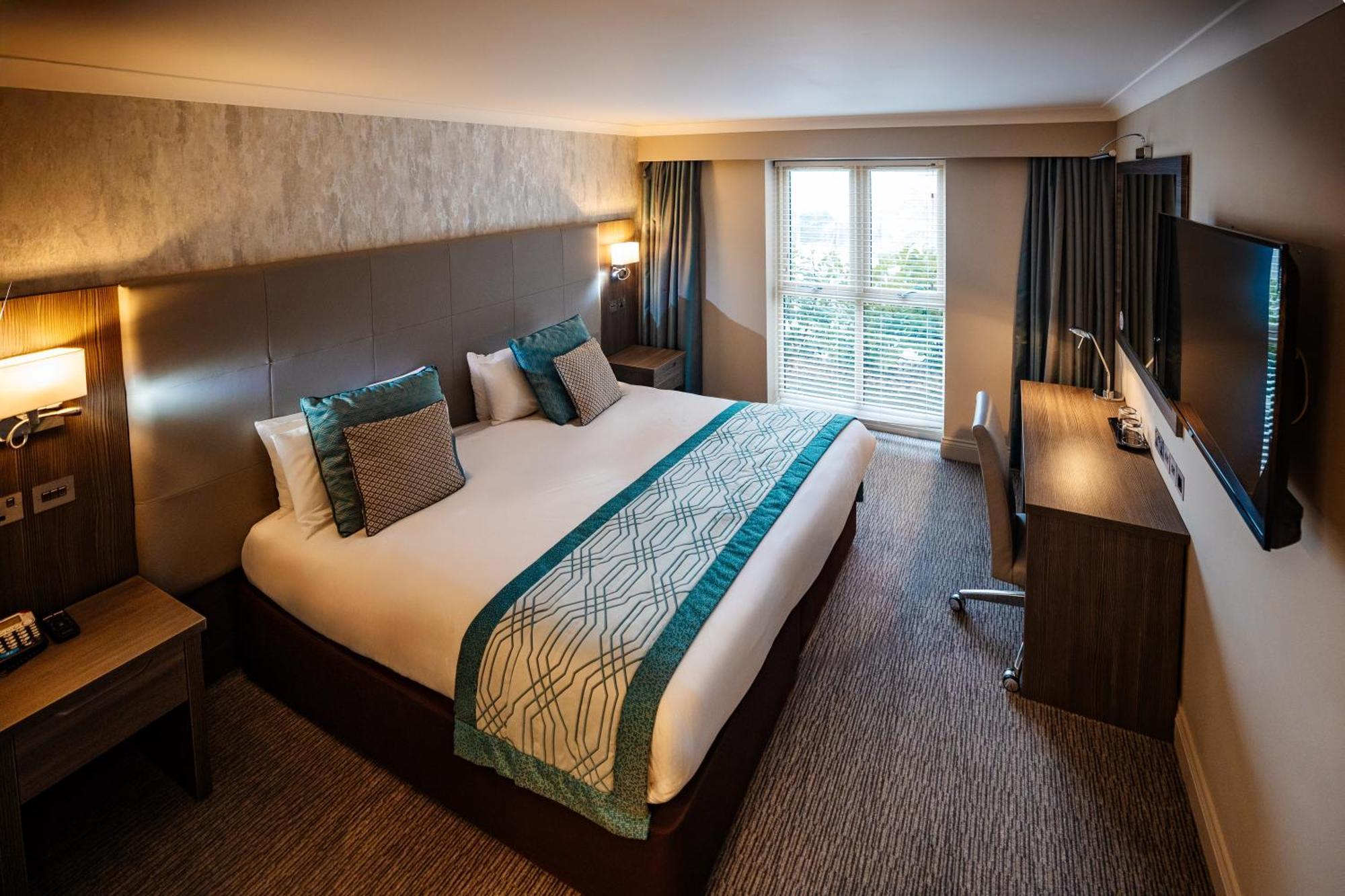 Mercure Milton Keynes Hotel Exterior photo