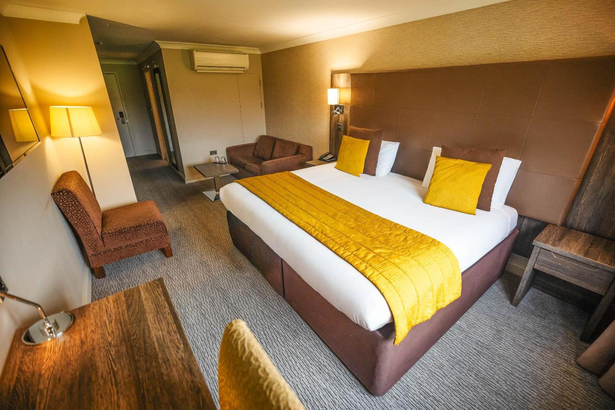 Mercure Milton Keynes Hotel Exterior photo